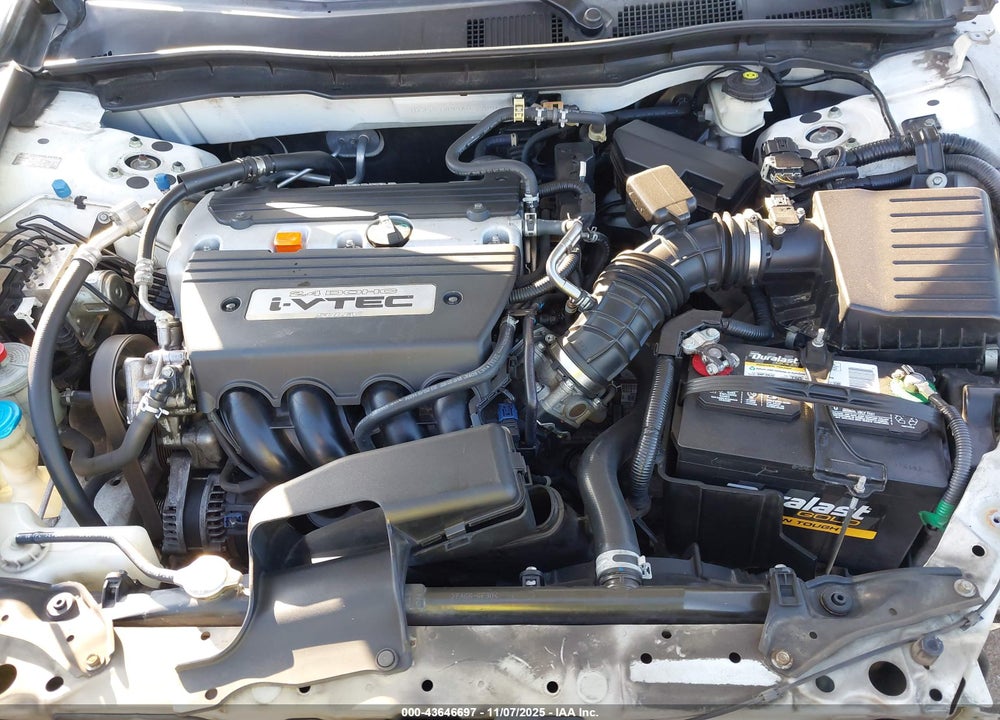 2009 HONDA ACCORD VIN: 1HGCP26449A022400