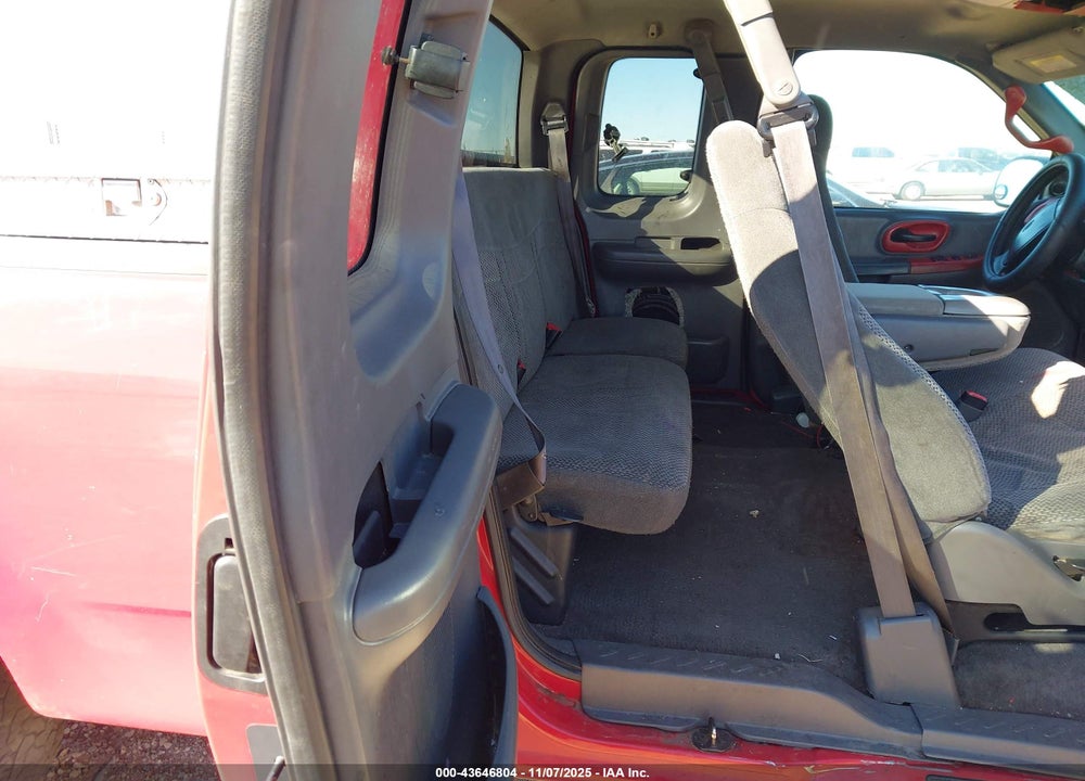2000 FORD F-150 LARIAT/WORK SERIES/XL/XLT VIN: 1FTRX17W2YKB04010