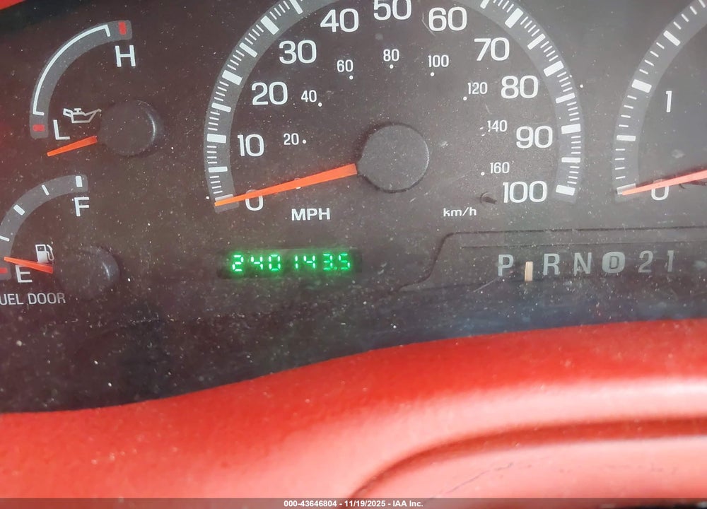 2000 FORD F-150 LARIAT/WORK SERIES/XL/XLT VIN: 1FTRX17W2YKB04010