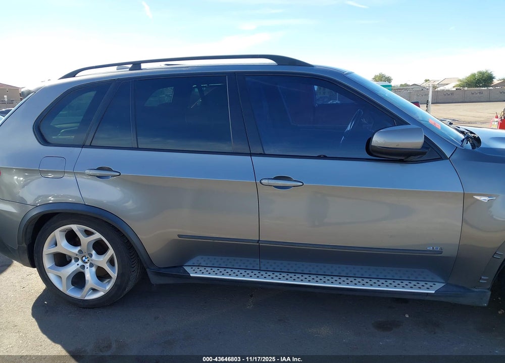 2008 BMW X5 4.8I VIN: 5UXFE835X8L166911