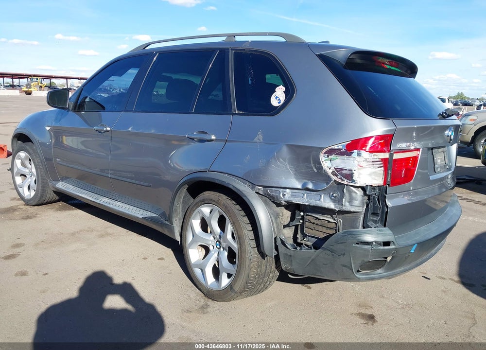 2008 BMW X5 4.8I VIN: 5UXFE835X8L166911