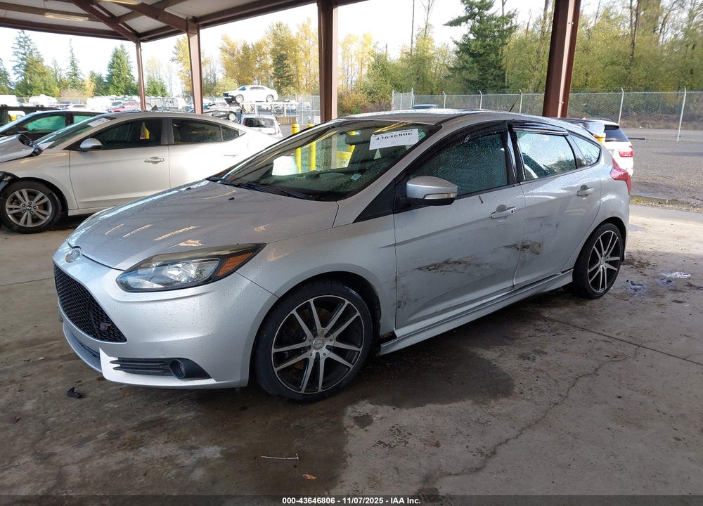 2014 FORD FOCUS ST VIN: 1FADP3L95EL211411