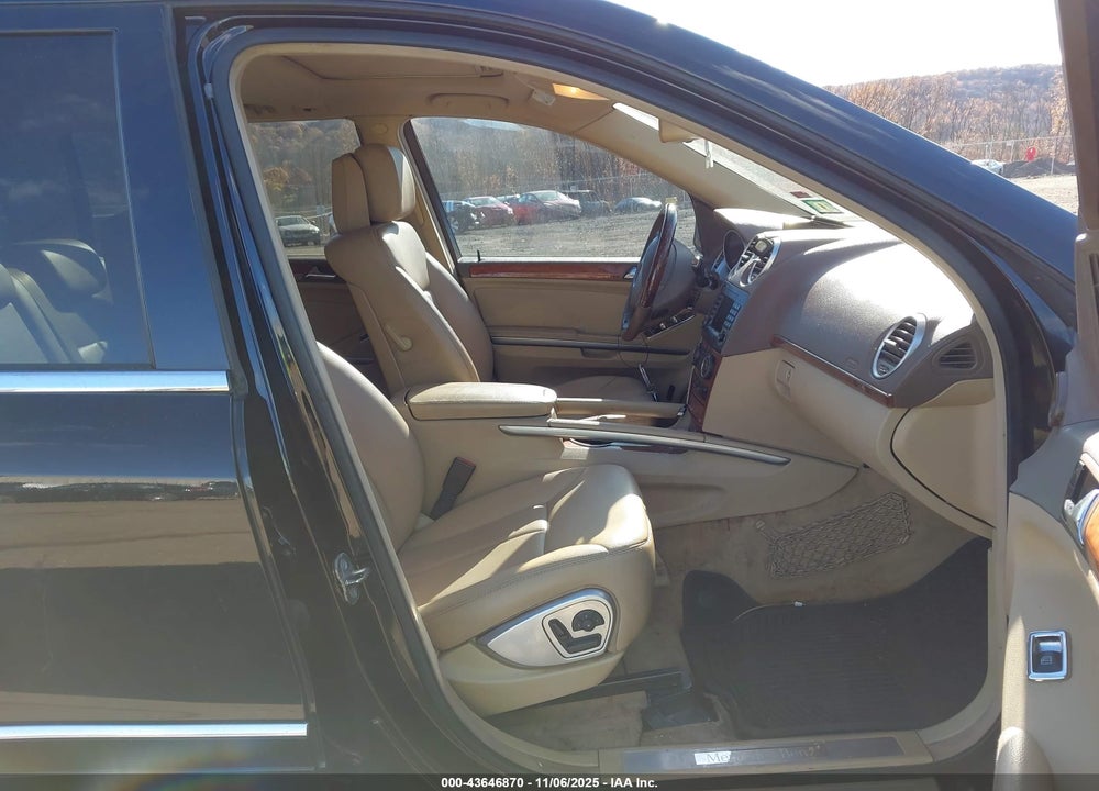 2008 MERCEDES-BENZ GL-CLASS VIN: 4JGBF71EX8A321460