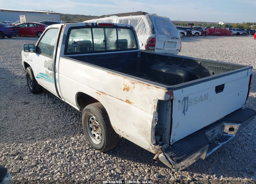 1994 NISSAN TRUCK XE VIN: 1N6SD11SXRC407223