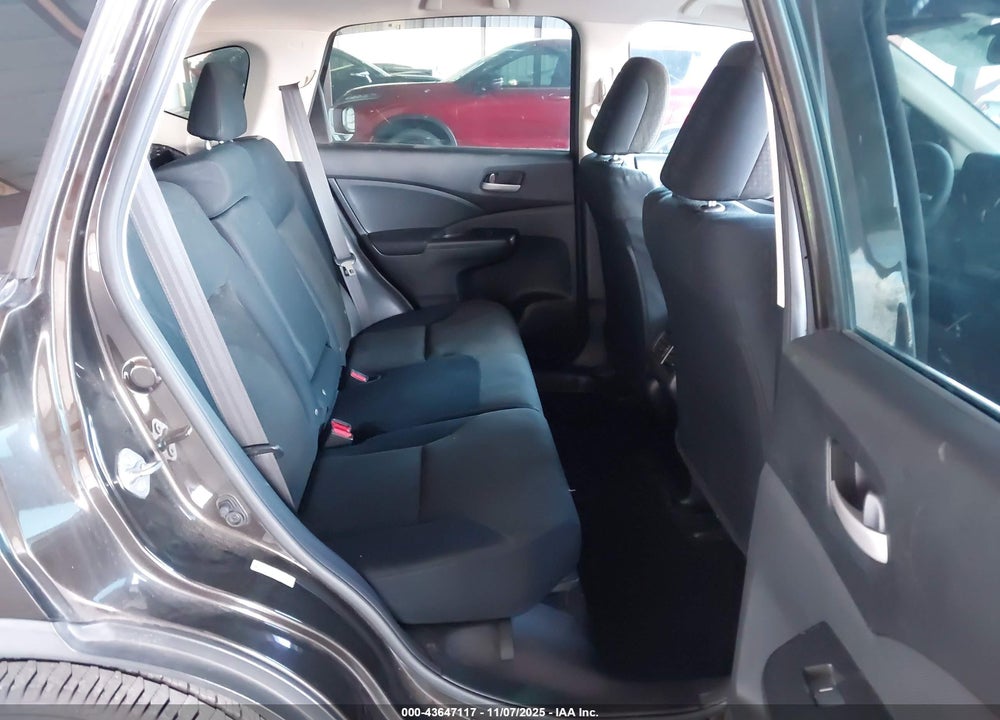 2015 HONDA CR-V LX VIN: 2HKRM4H39FH700001
