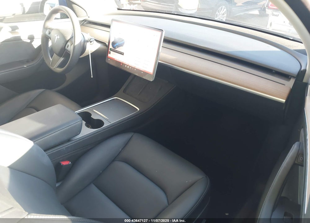 2023 TESLA MODEL Y AWD/LONG RANGE DUAL MOTOR ALL-WHEEL DRIVE VIN: 7SAYGDEEXPA032489