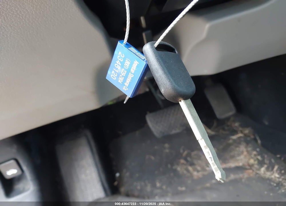 2015 HONDA ACCORD LX VIN: 1HGCR2F38FA063156