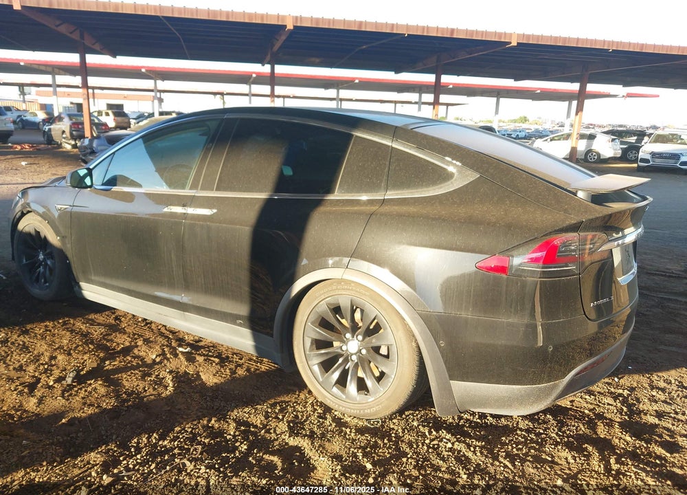 2016 TESLA MODEL X VIN: 5YJXCBE27GF027090