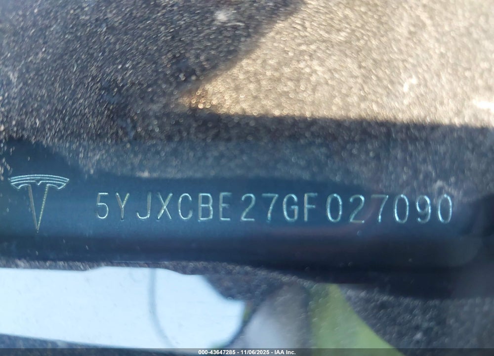 2016 TESLA MODEL X VIN: 5YJXCBE27GF027090