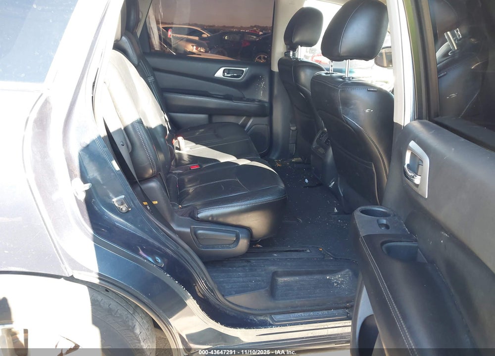 2014 NISSAN PATHFINDER SL VIN: 5N1AR2MN9EC629592