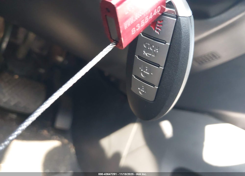 2014 NISSAN PATHFINDER SL VIN: 5N1AR2MN9EC629592
