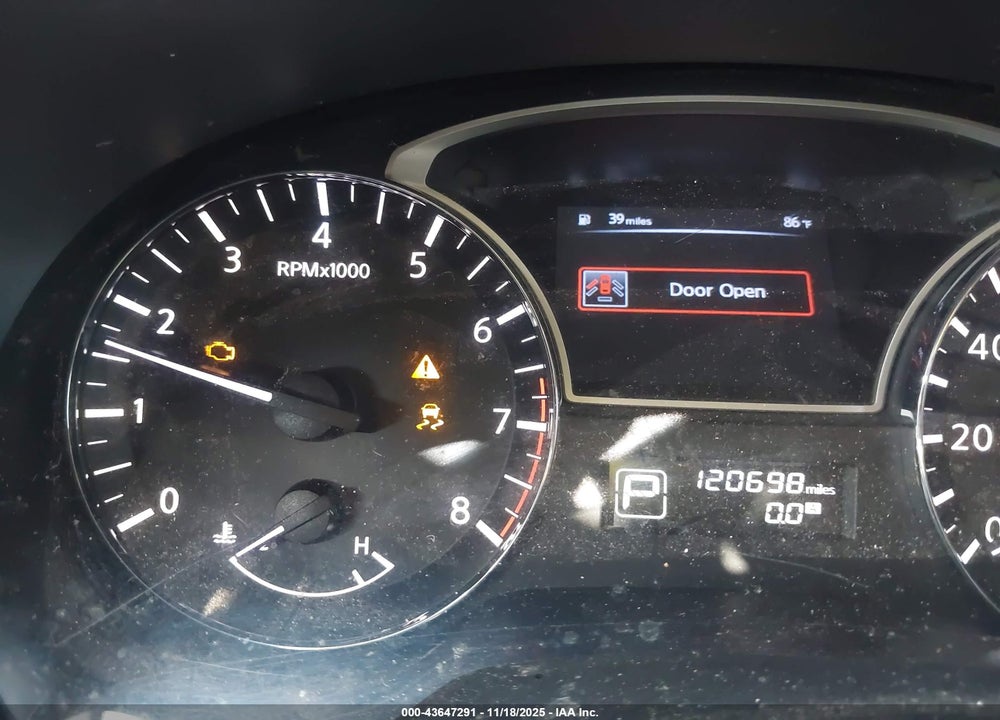 2014 NISSAN PATHFINDER SL VIN: 5N1AR2MN9EC629592