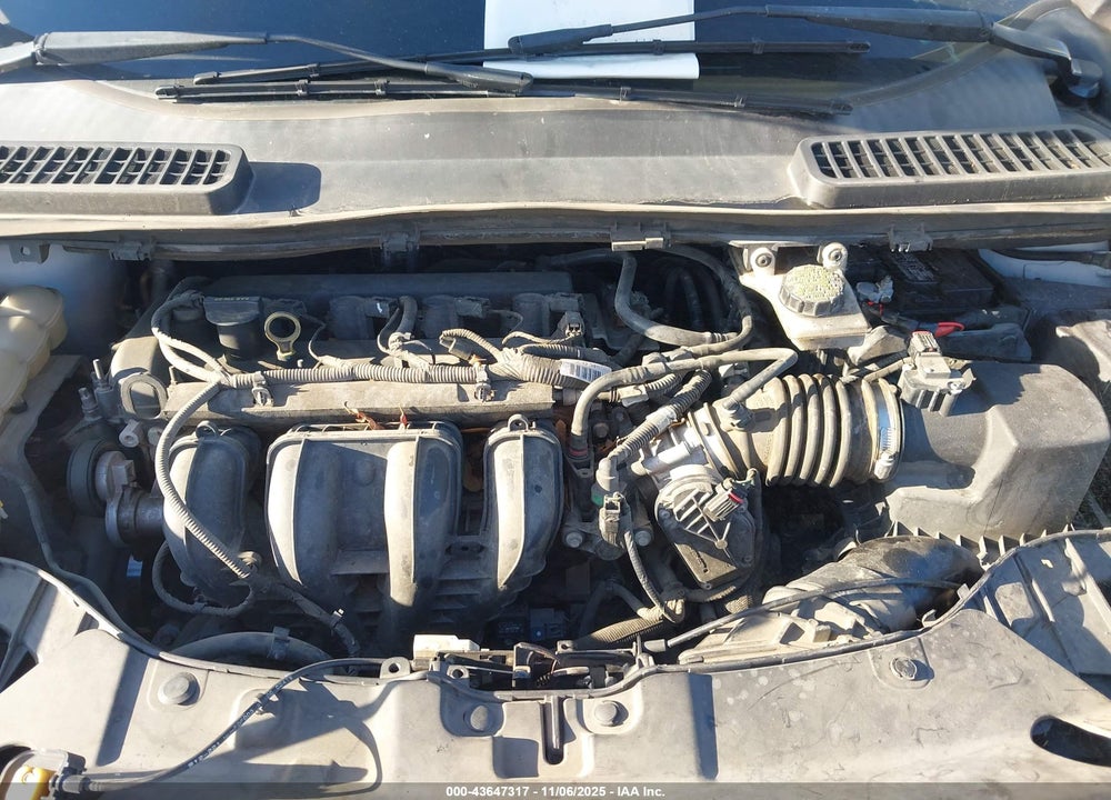 2015 FORD ESCAPE S VIN: 1FMCU0F77FUB91239