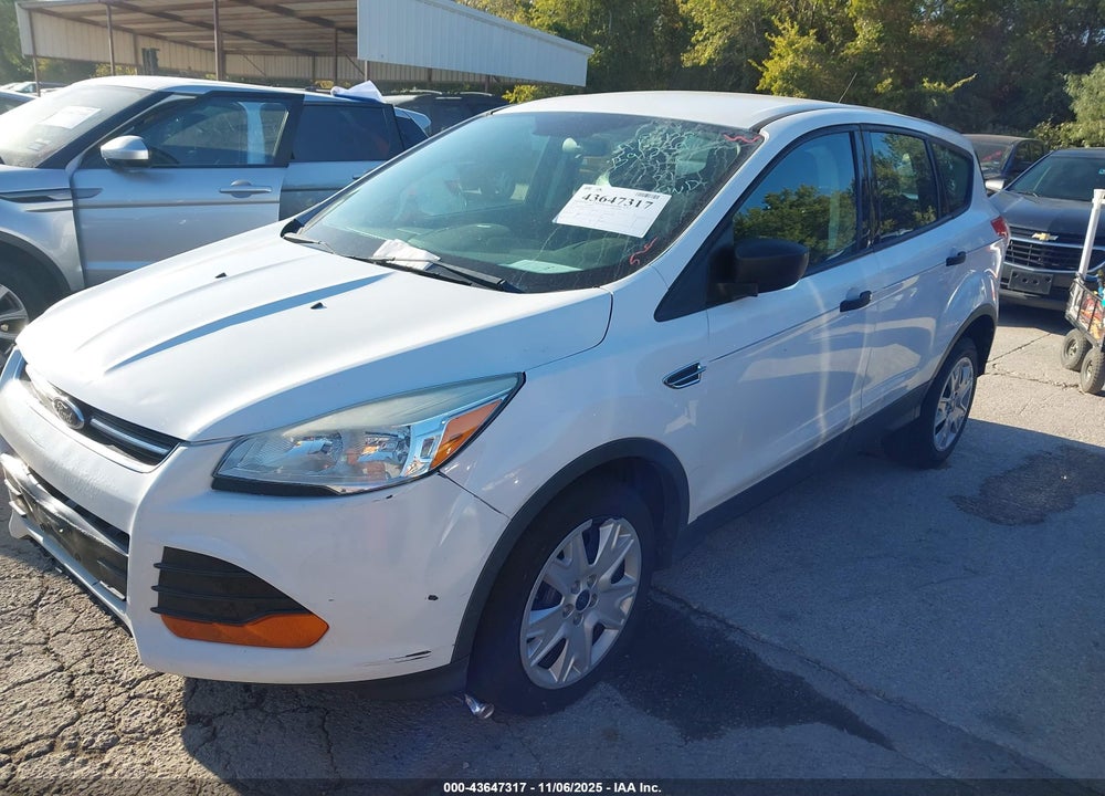 2015 FORD ESCAPE S VIN: 1FMCU0F77FUB91239