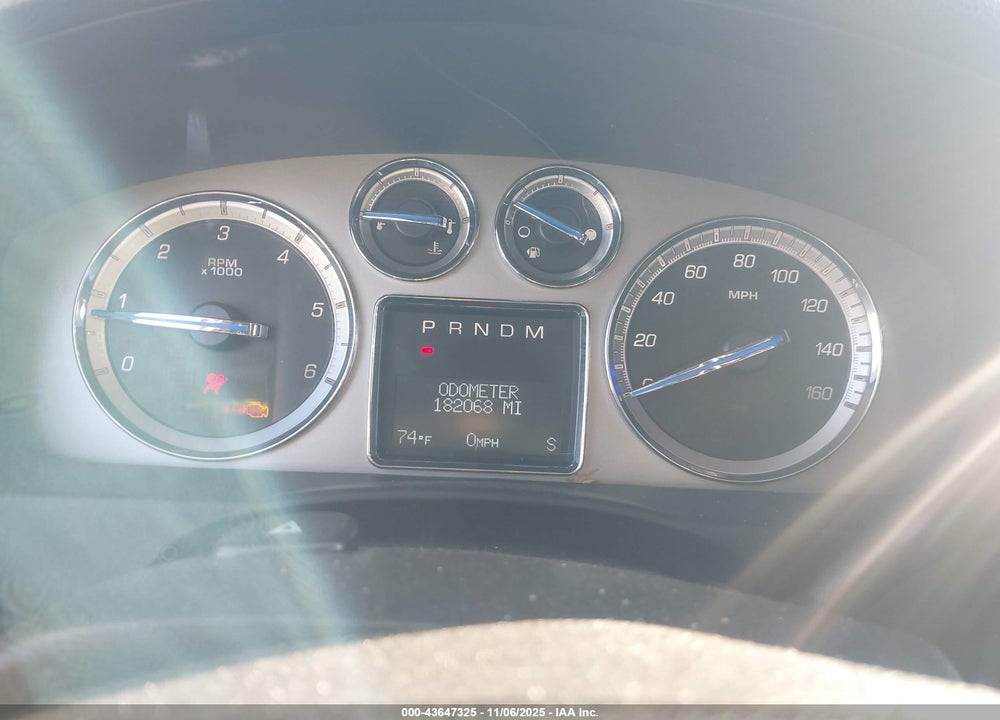 2010 CADILLAC ESCALADE LUXURY VIN: 1GYUKBEF1AR201207
