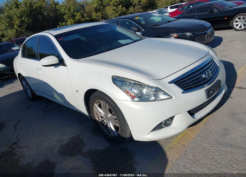 2015 INFINITI Q40 VIN: JN1CV6AP7FM503591