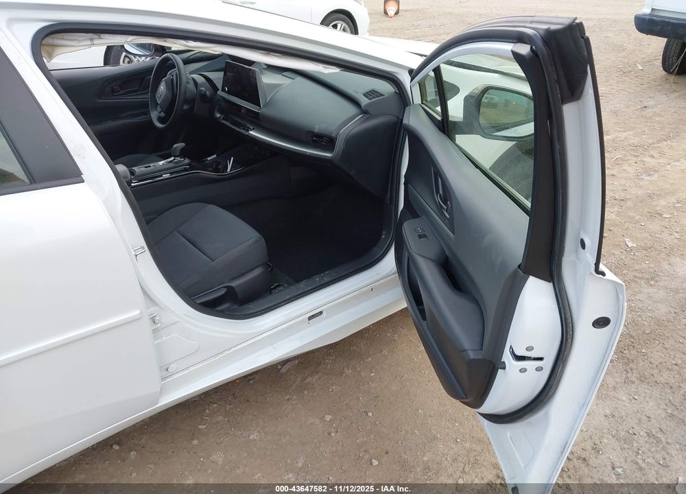 2024 TOYOTA PRIUS LE AWD-E VIN: JTDADABU0R3019870