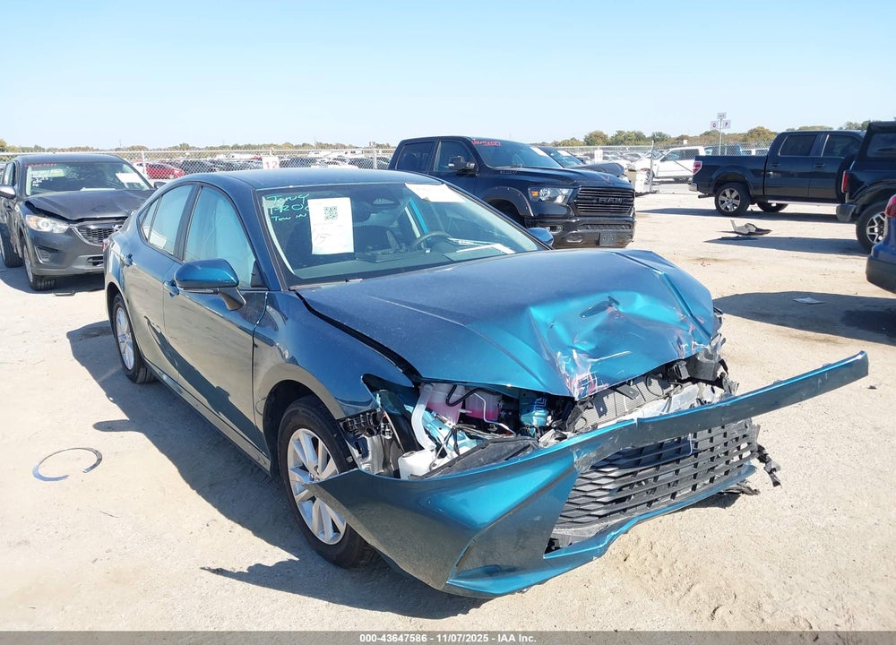 2025 TOYOTA CAMRY LE VIN: 4T1DBADK5SU018045