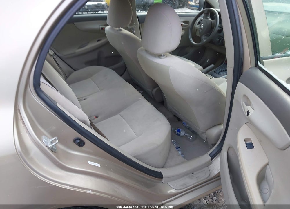 2009 TOYOTA COROLLA LE VIN: 1NXBU40E99Z118100