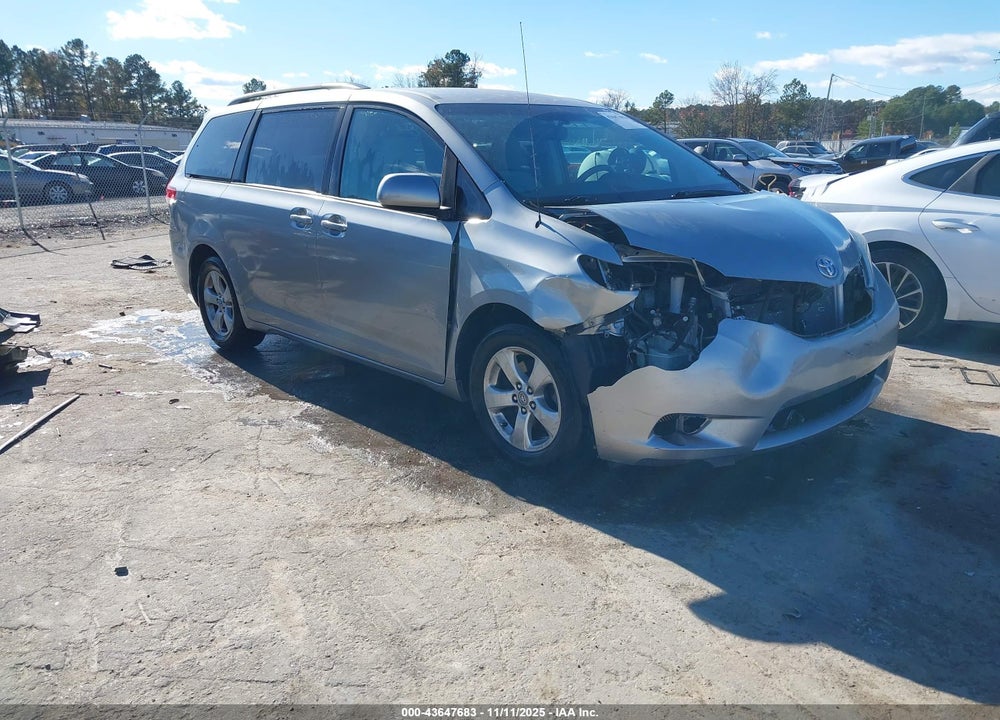 2012 TOYOTA SIENNA LE V6 8 PASSENGER VIN: 5TDKK3DC1CS222881