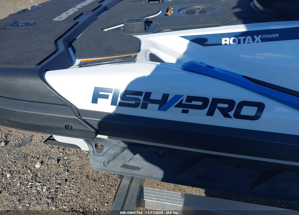 2022 SEADOO OTHER VIN: YDVA8428E222