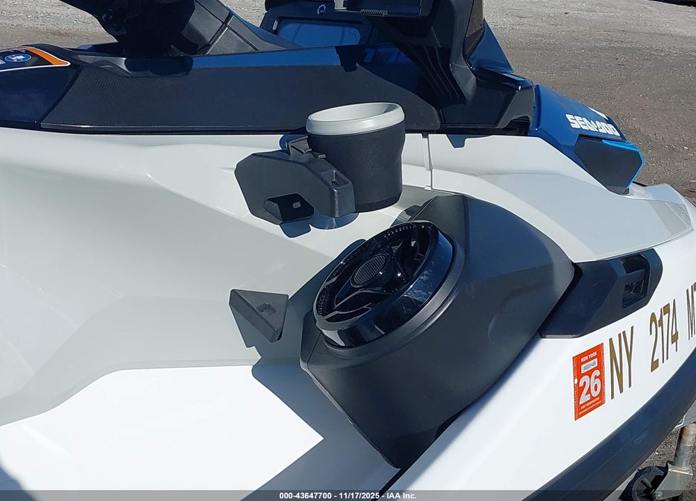 2022 SEADOO OTHER VIN: YDVA8428E222