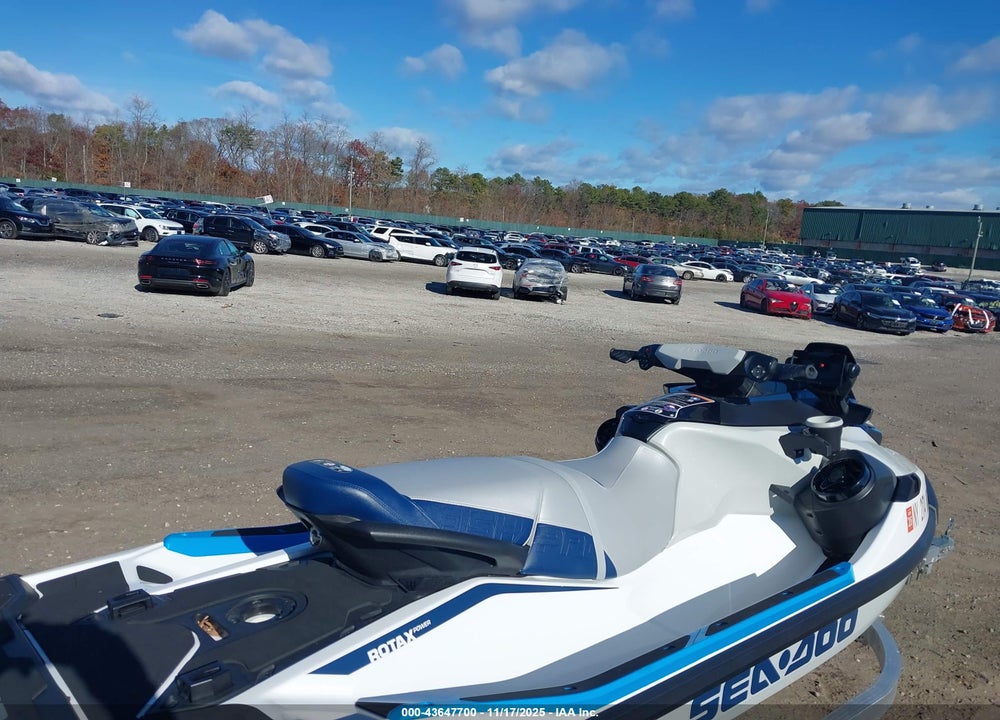 2022 SEADOO OTHER VIN: YDVA8428E222