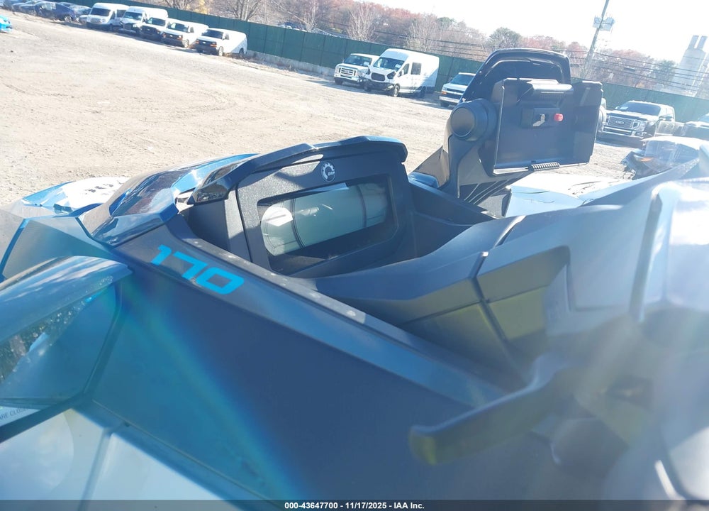 2022 SEADOO OTHER VIN: YDVA8428E222