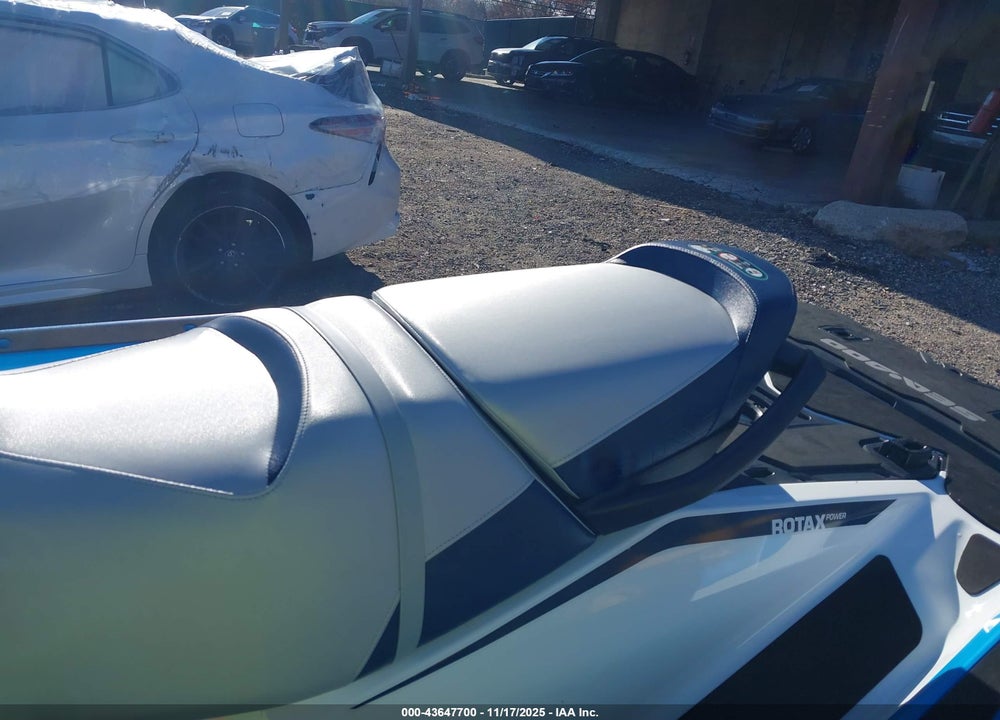 2022 SEADOO OTHER VIN: YDVA8428E222