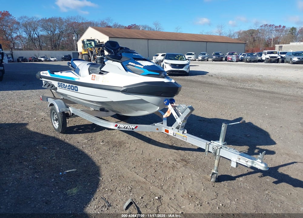 2022 SEADOO OTHER VIN: YDVA8428E222