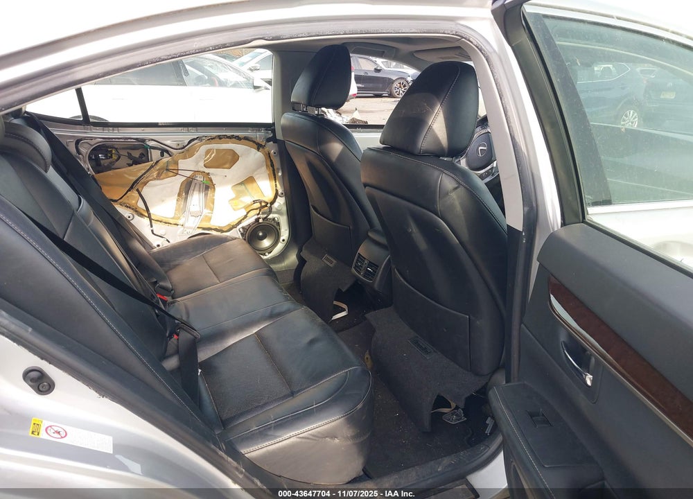 2013 LEXUS ES 350 VIN: JTHBK1GG3D2035460