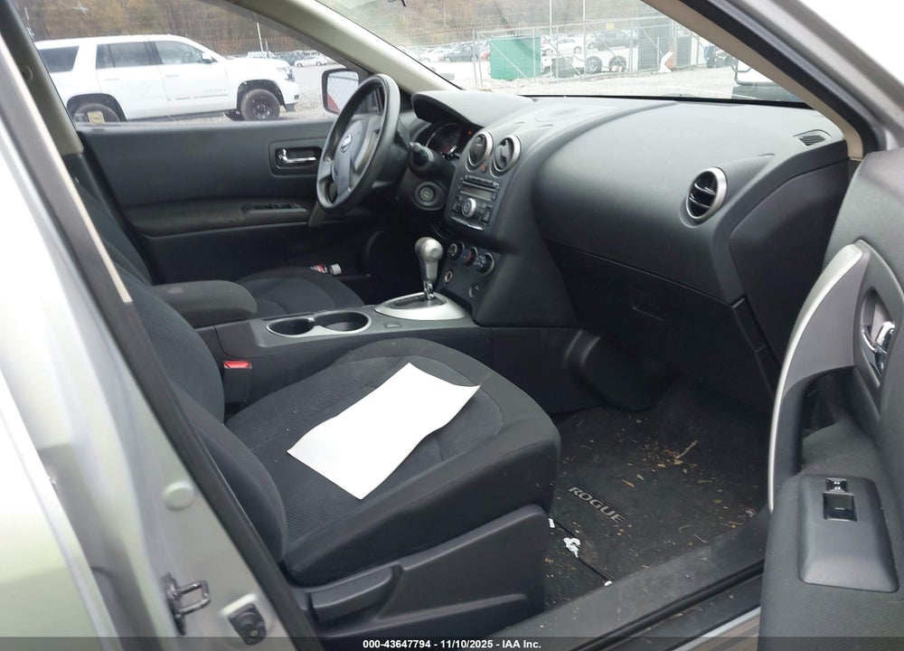 2014 NISSAN ROGUE VIN: JN8AS5MT6EW609327