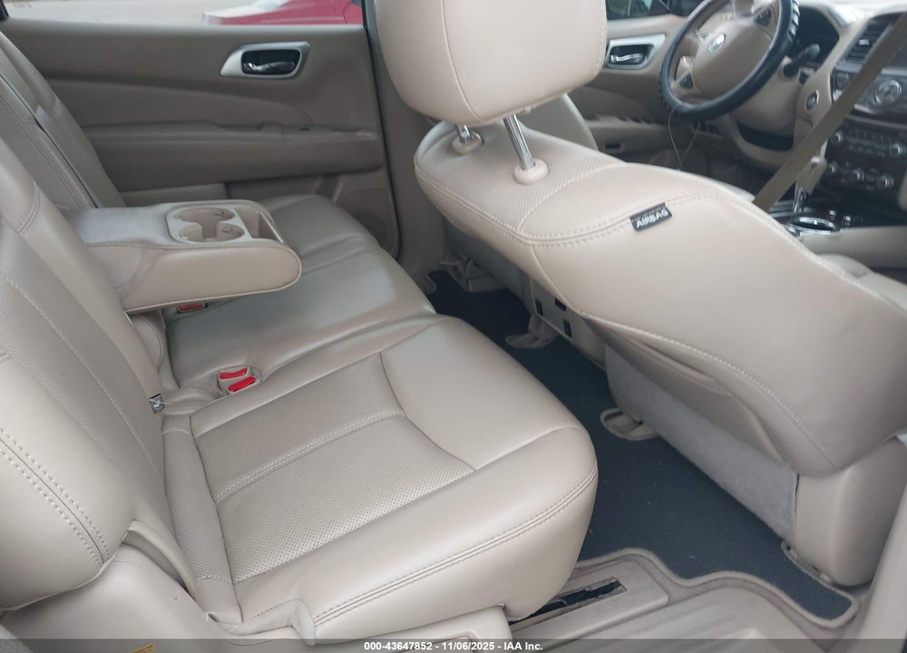 2015 NISSAN PATHFINDER PLATINUM VIN: 5N1AR2MN3FC618069