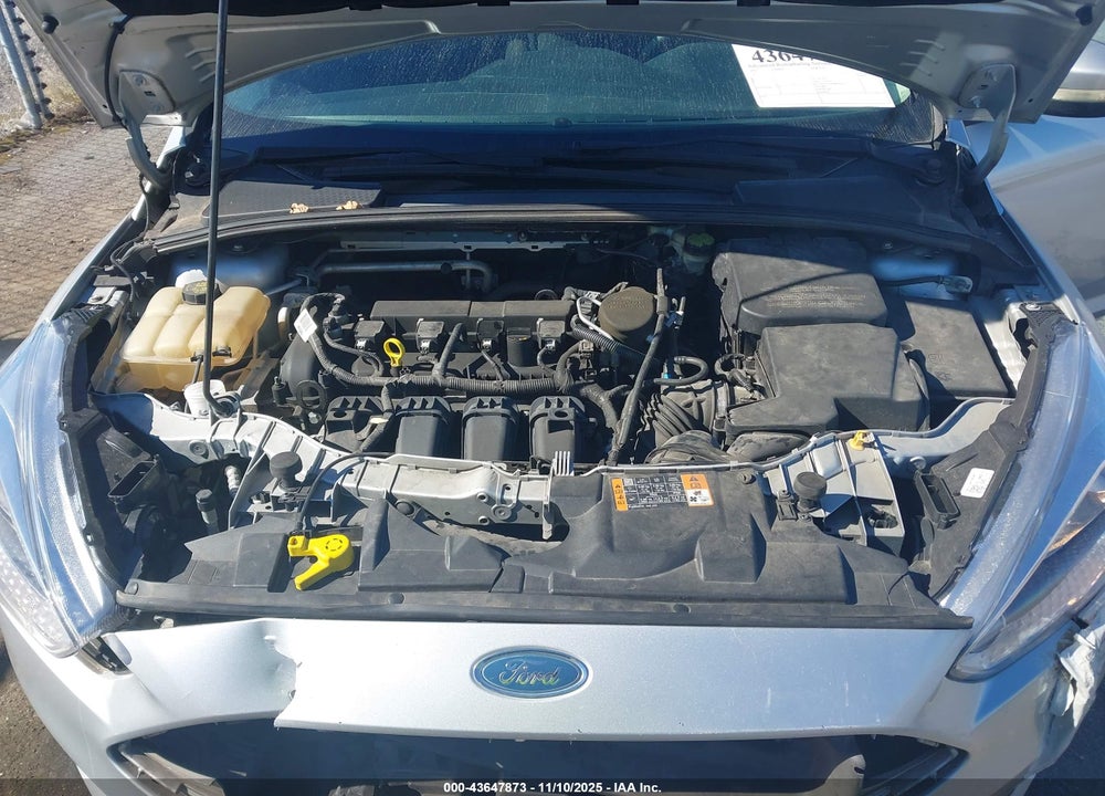 2015 FORD FOCUS SE VIN: 1FADP3F27FL350357