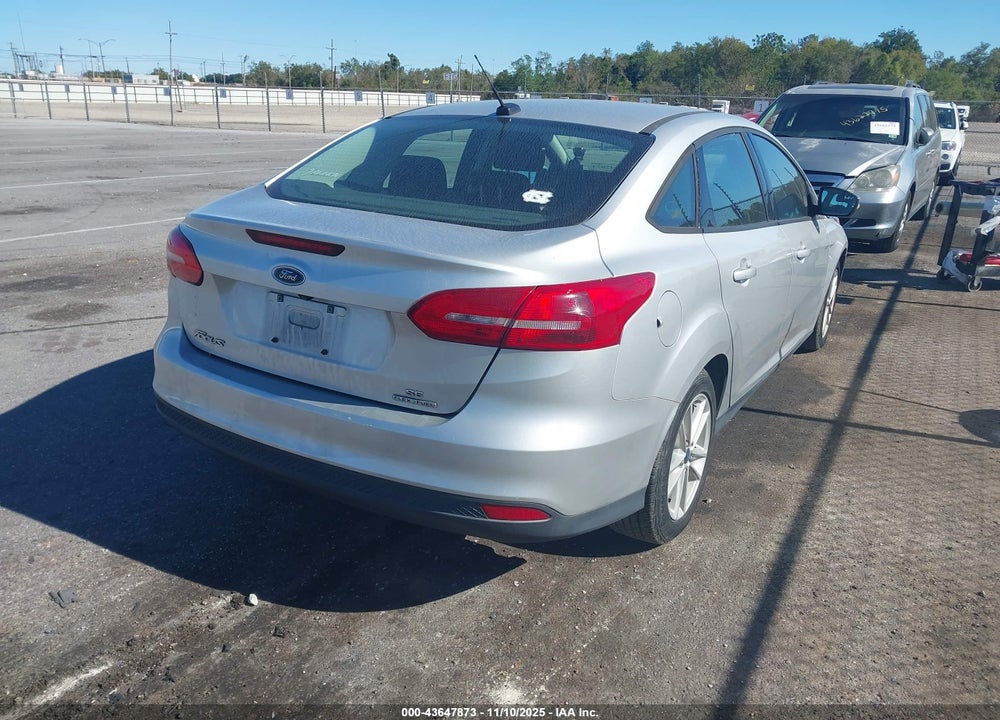 2015 FORD FOCUS SE VIN: 1FADP3F27FL350357