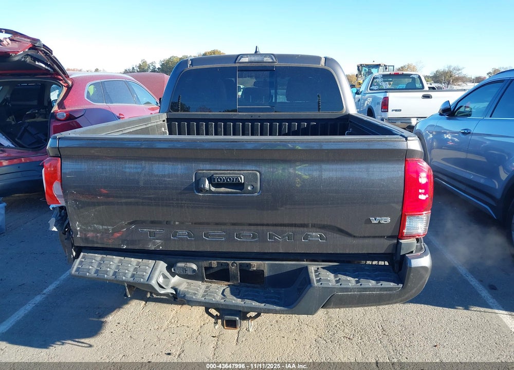 2017 TOYOTA TACOMA TRD SPORT VIN: 5TFCZ5AN4HX085597