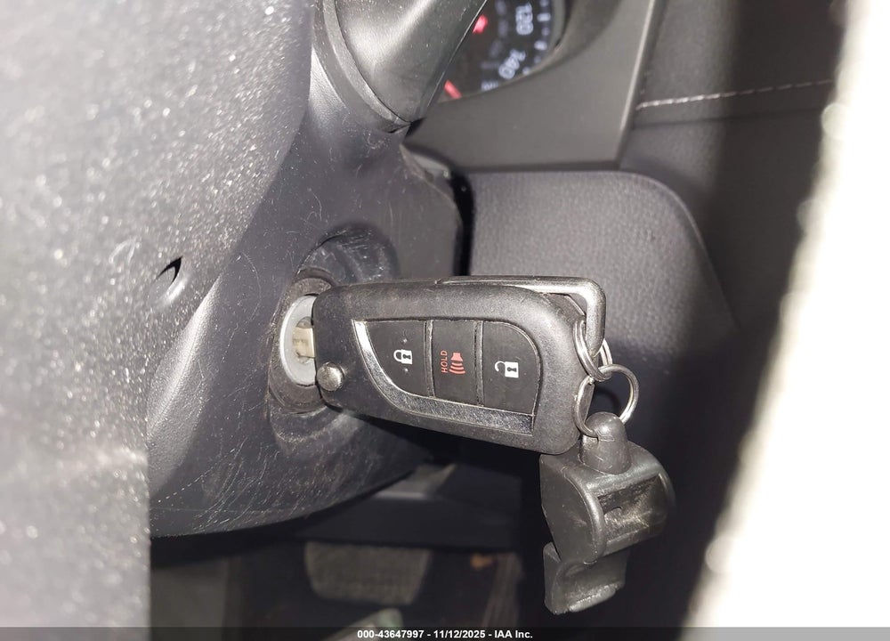 2019 TOYOTA RAV4 VIN: 2T3H1RFV0KW044926