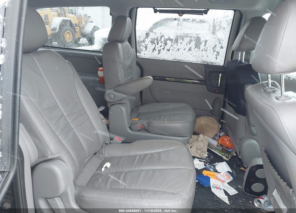 2014 KIA SEDONA EX VIN: KNDMH4C76E6586881
