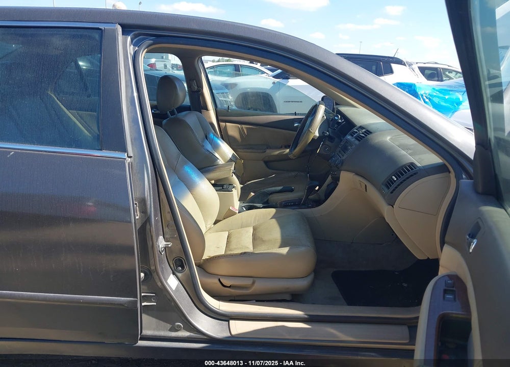 2007 HONDA ACCORD 2.4 EX VIN: 1HGCM568X7A150991