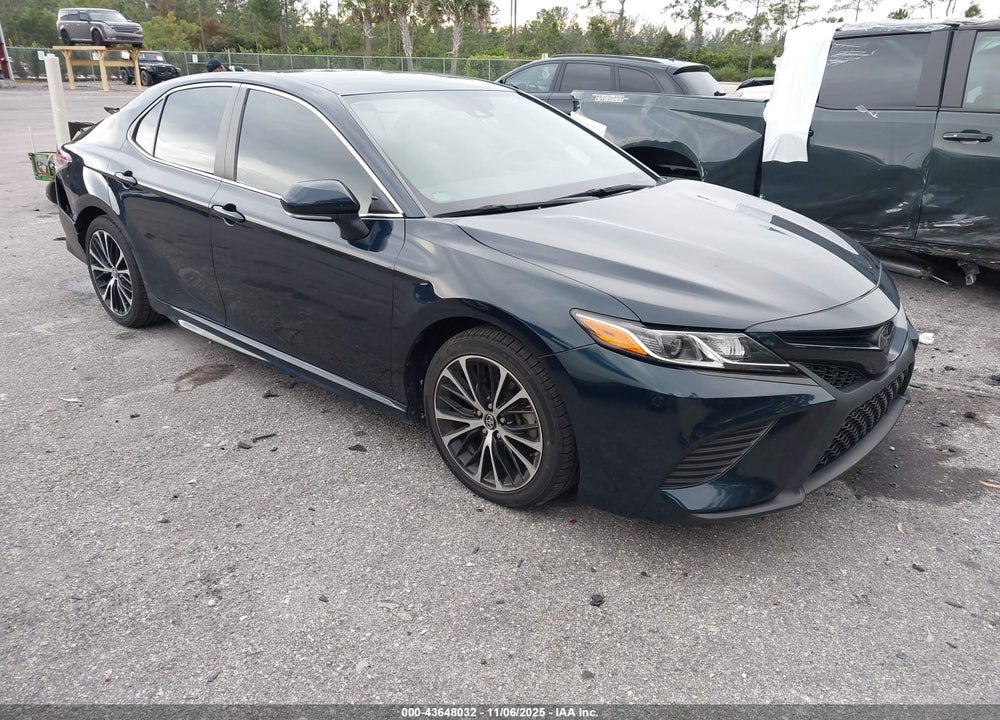 2019 TOYOTA CAMRY SE VIN: 4T1B11HK2KU261977