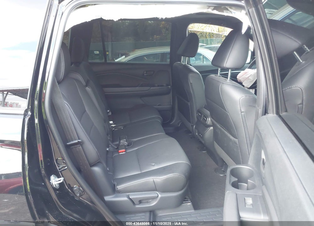 2024 HONDA PASSPORT AWD EX-L VIN: 5FNYF8H52RB004999