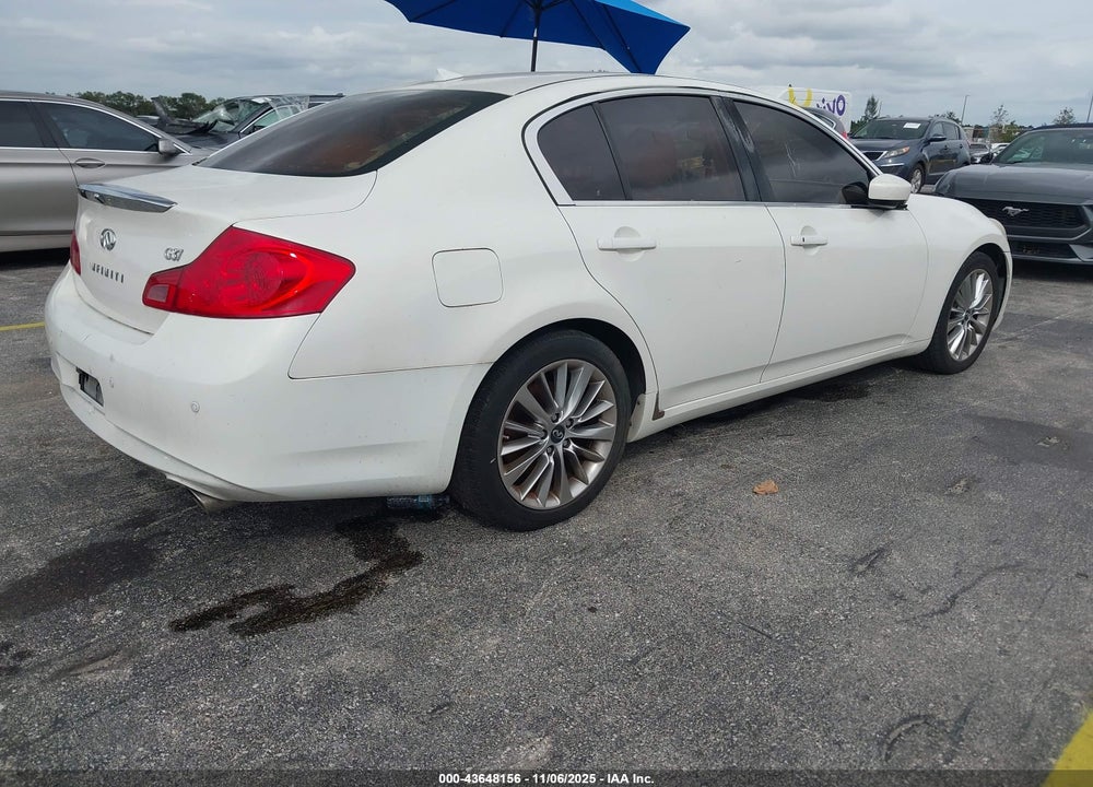 2011 INFINITI G37 JOURNEY VIN: JN1CV6AP2BM305219
