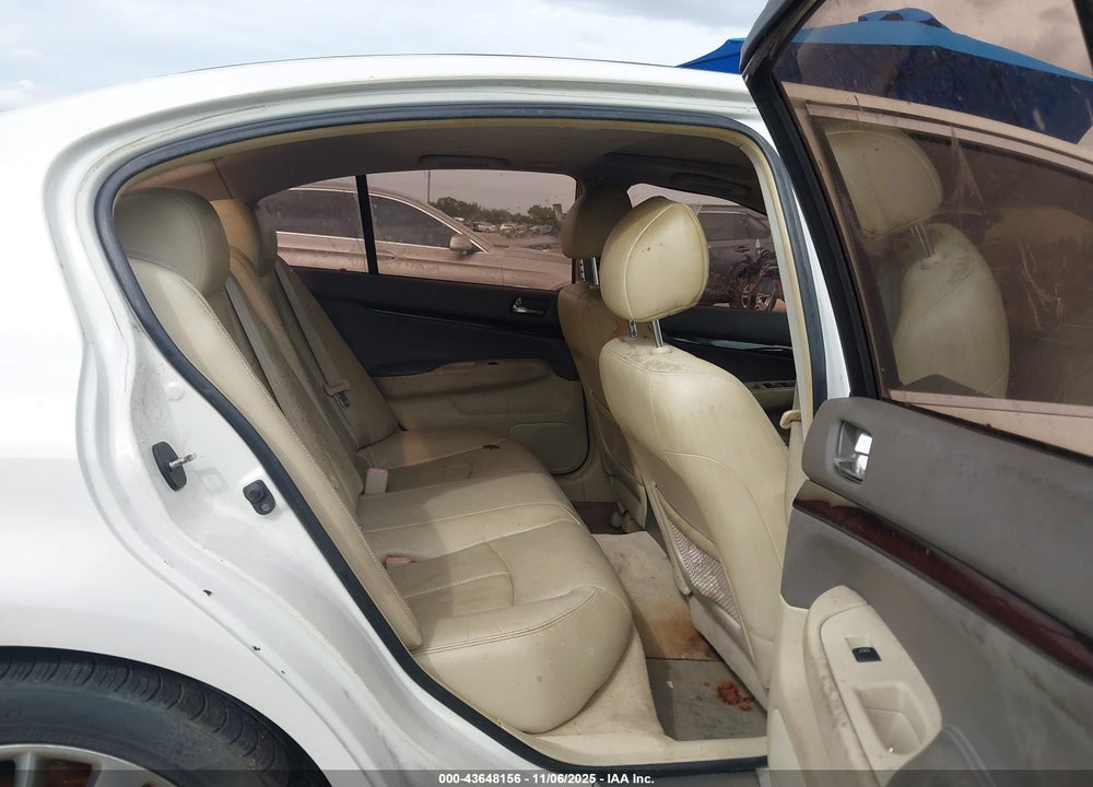 2011 INFINITI G37 JOURNEY VIN: JN1CV6AP2BM305219