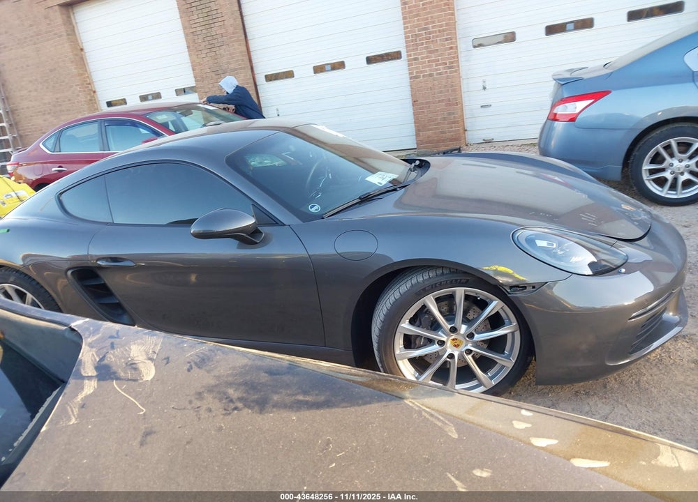 2018 PORSCHE 718 CAYMAN VIN: WP0AA2A89JK262154