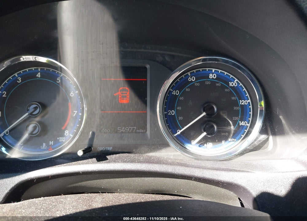 2019 TOYOTA COROLLA LE VIN: 2T1BURHE8KC225454