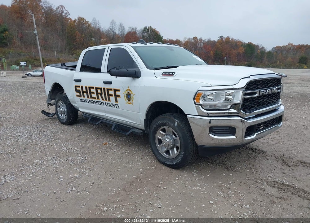 2024 RAM 2500 TRADESMAN 4X4 6'4 BOX VIN: 3C6UR5CJ5RG152008