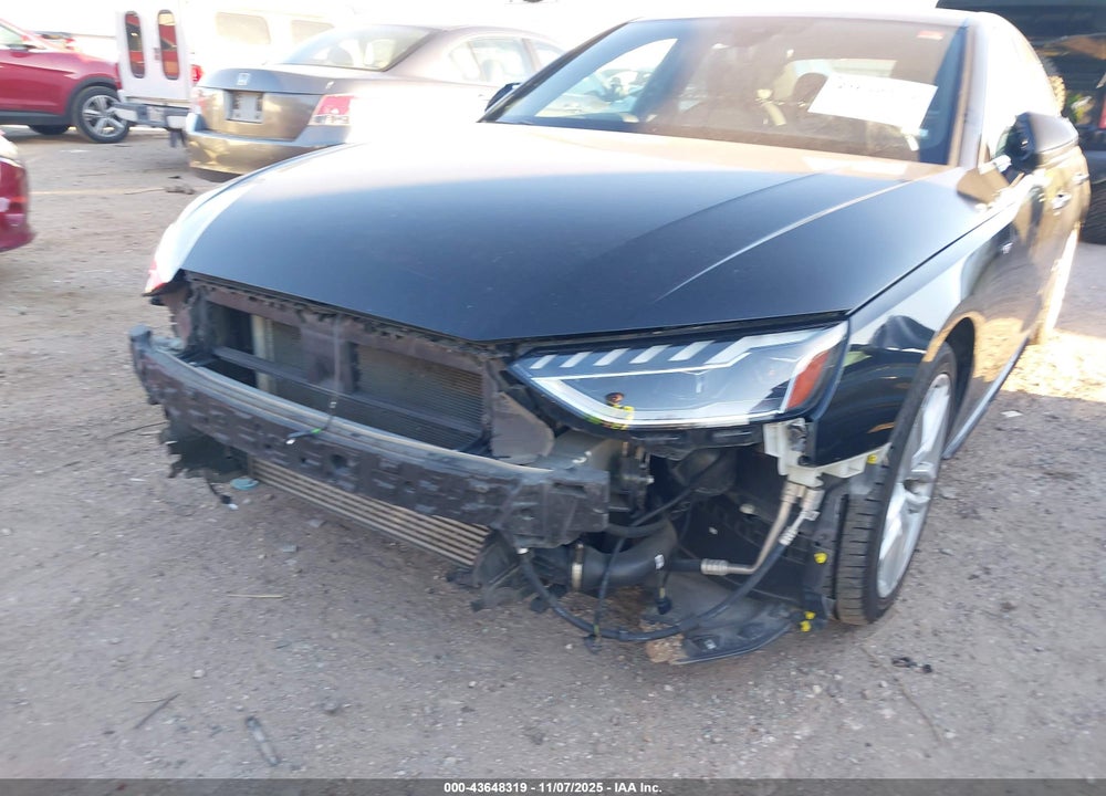 2024 AUDI A4 PREMIUM PLUS 45 TFSI S LINE QUATTRO S TRONIC VIN: WAUEAAF46RN006028