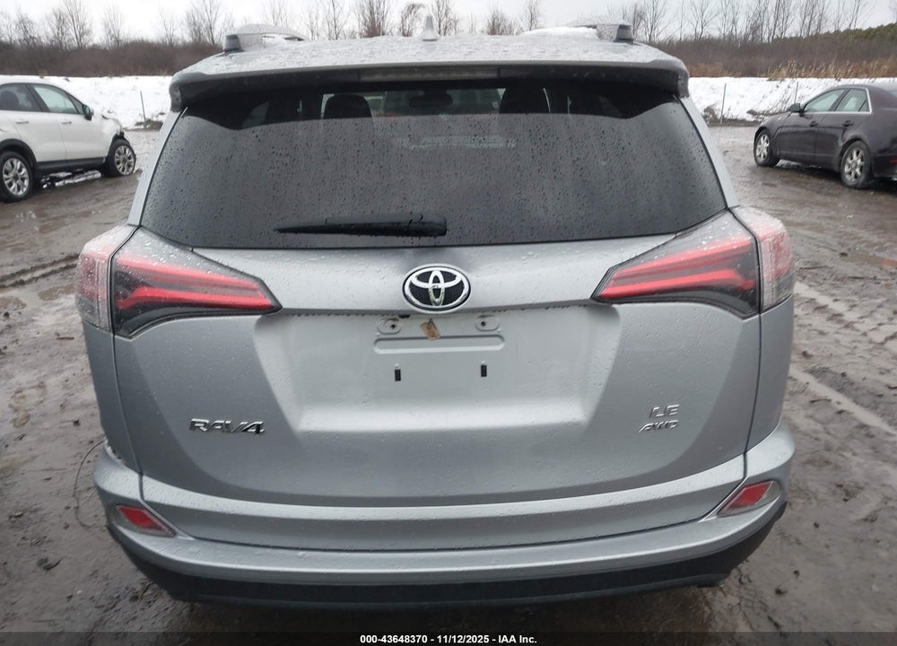 2018 TOYOTA RAV4 LE VIN: 2T3BFREV4JW714260