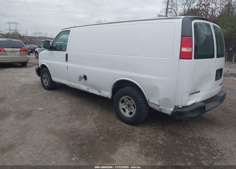 2005 CHEVROLET EXPRESS VIN: 1GCFG15X351177516
