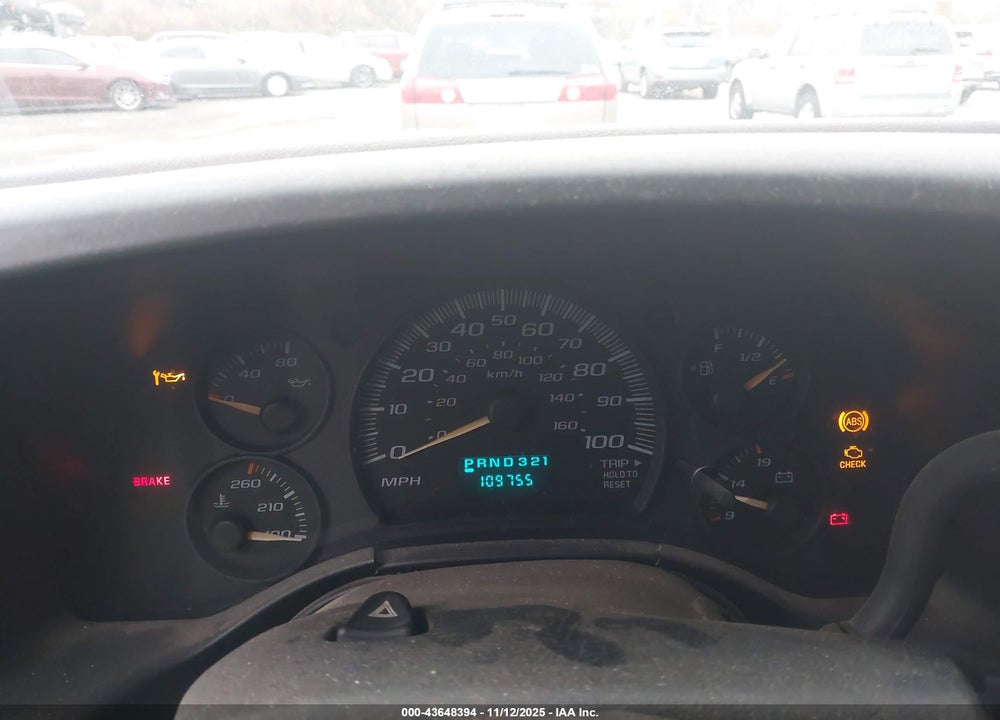 2005 CHEVROLET EXPRESS VIN: 1GCFG15X351177516